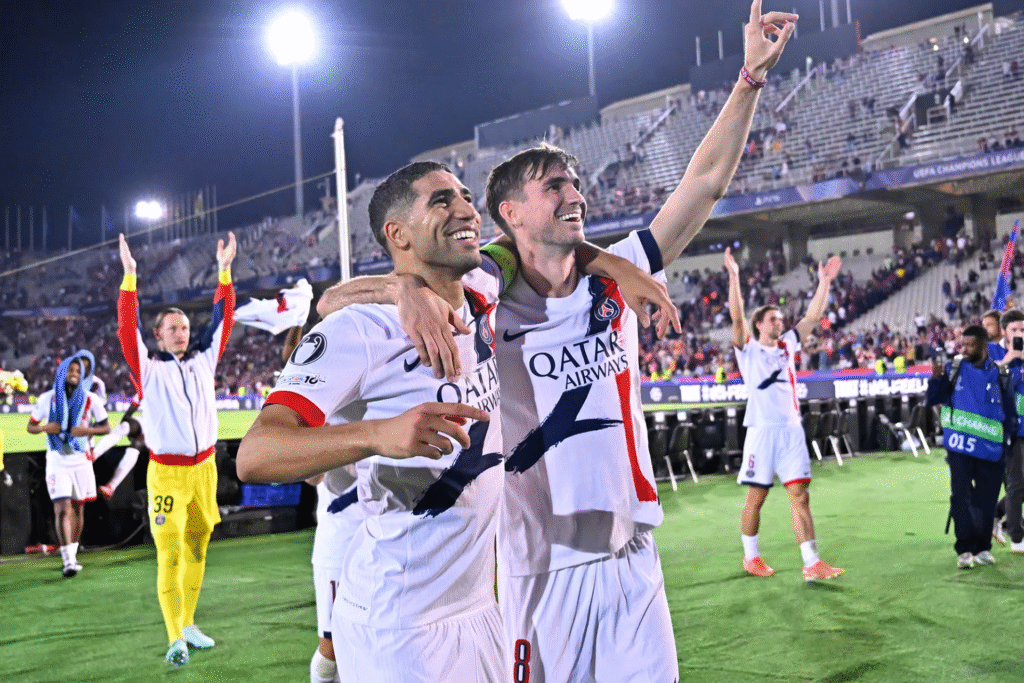 Football – UEFA Champions League : Le PSG s’impose devant le FC Barcelone
