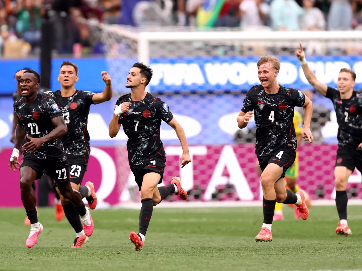 Football – Coupe du monde FIFA 2026 : le Canada s’impose devant l’Afrique du Sud